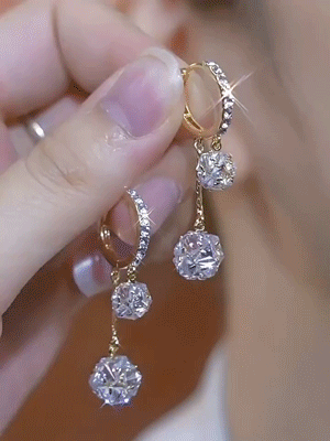 🔥 LAST DAY 90% OFF : Effortless Sparkle: Cascading Multi-Ball Earrings